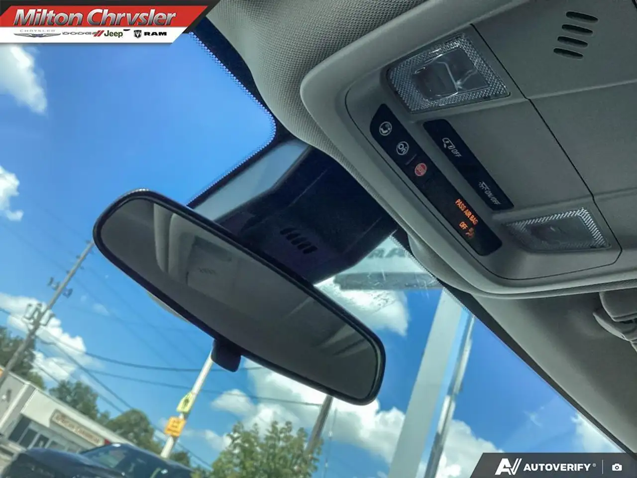 Chevrolet Equinox photo Chevrolet Equinox