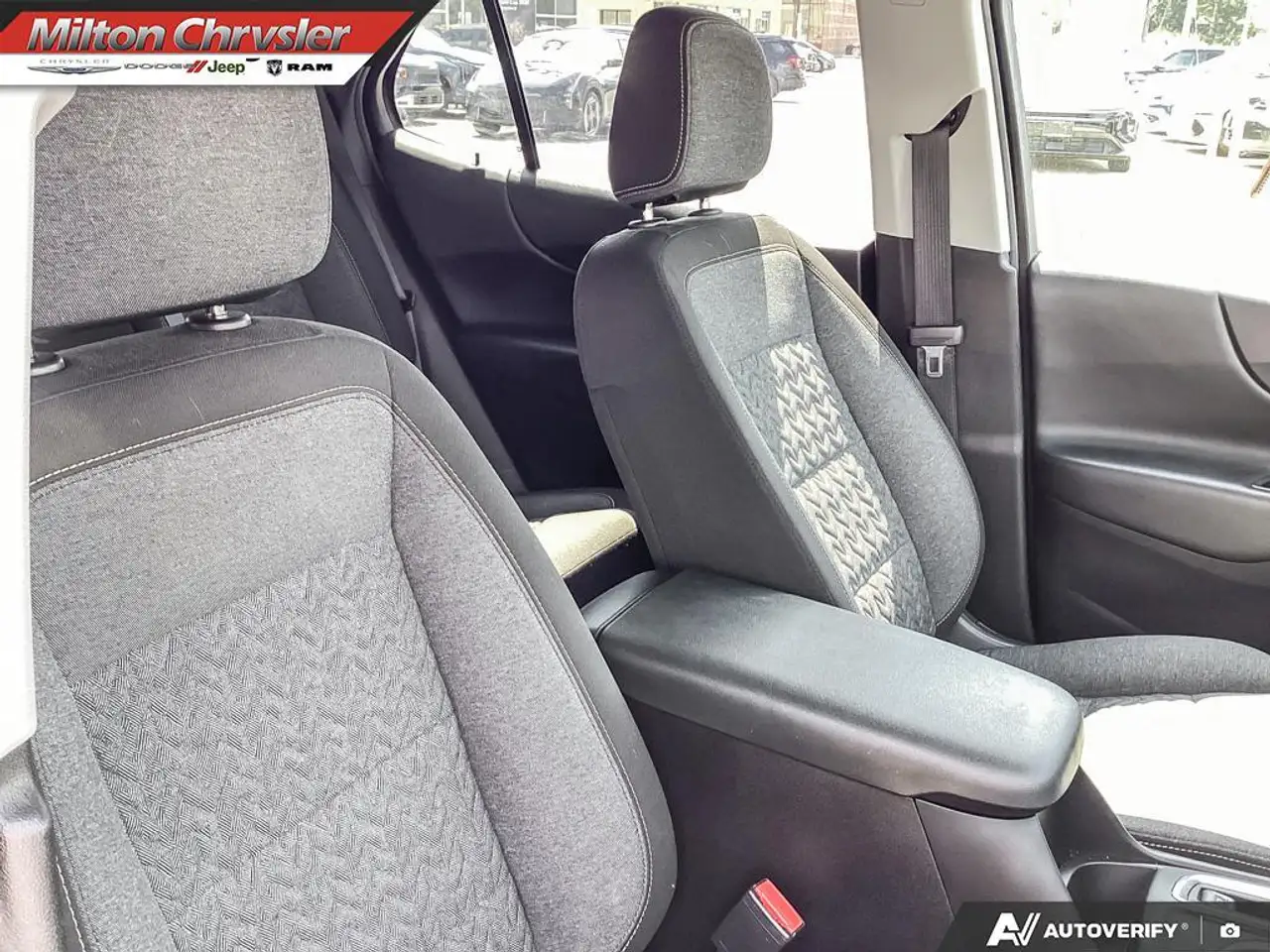 Chevrolet Equinox photo Chevrolet Equinox
