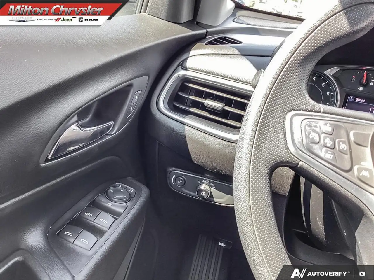Chevrolet Equinox photo Chevrolet Equinox