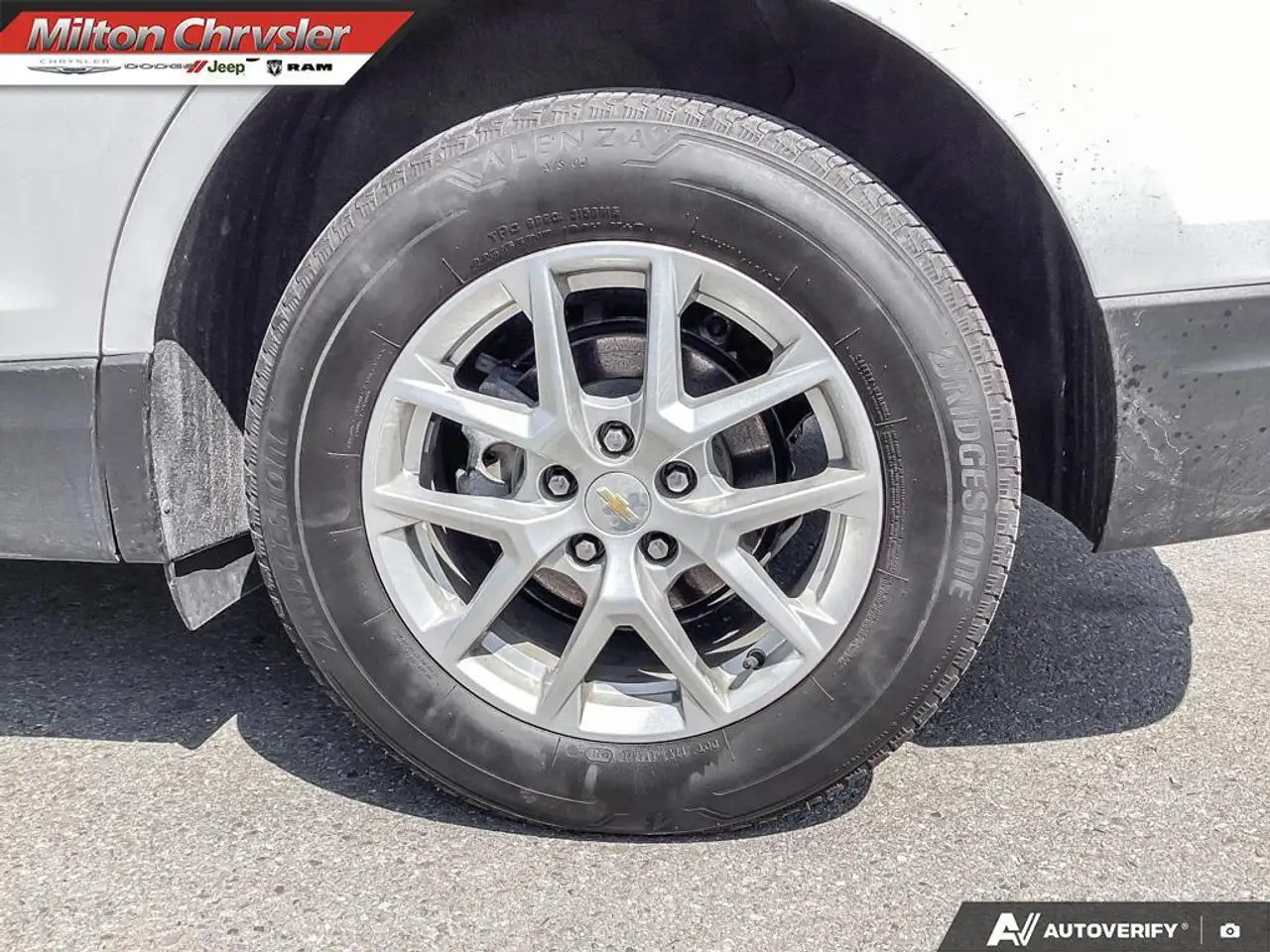 Chevrolet Equinox photo Chevrolet Equinox