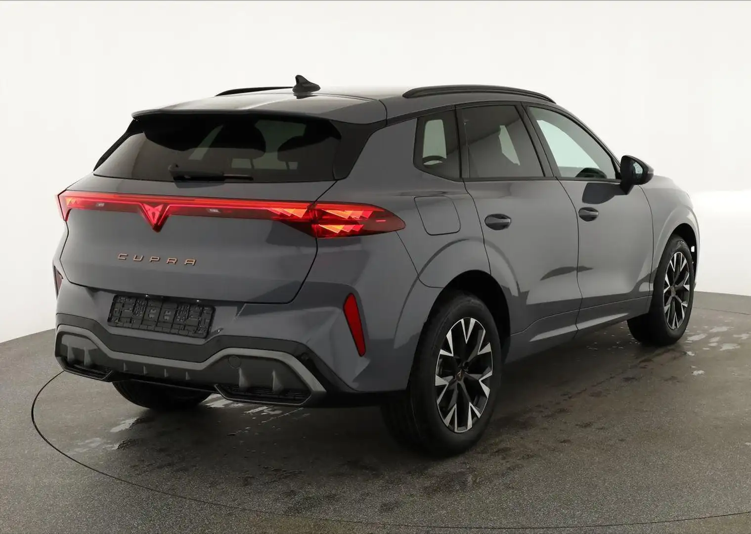 CUPRA Terramar 1.5 eTSI 110 kW DSG, AHK, HuD, el. Klappe, Navi... Gris - 2