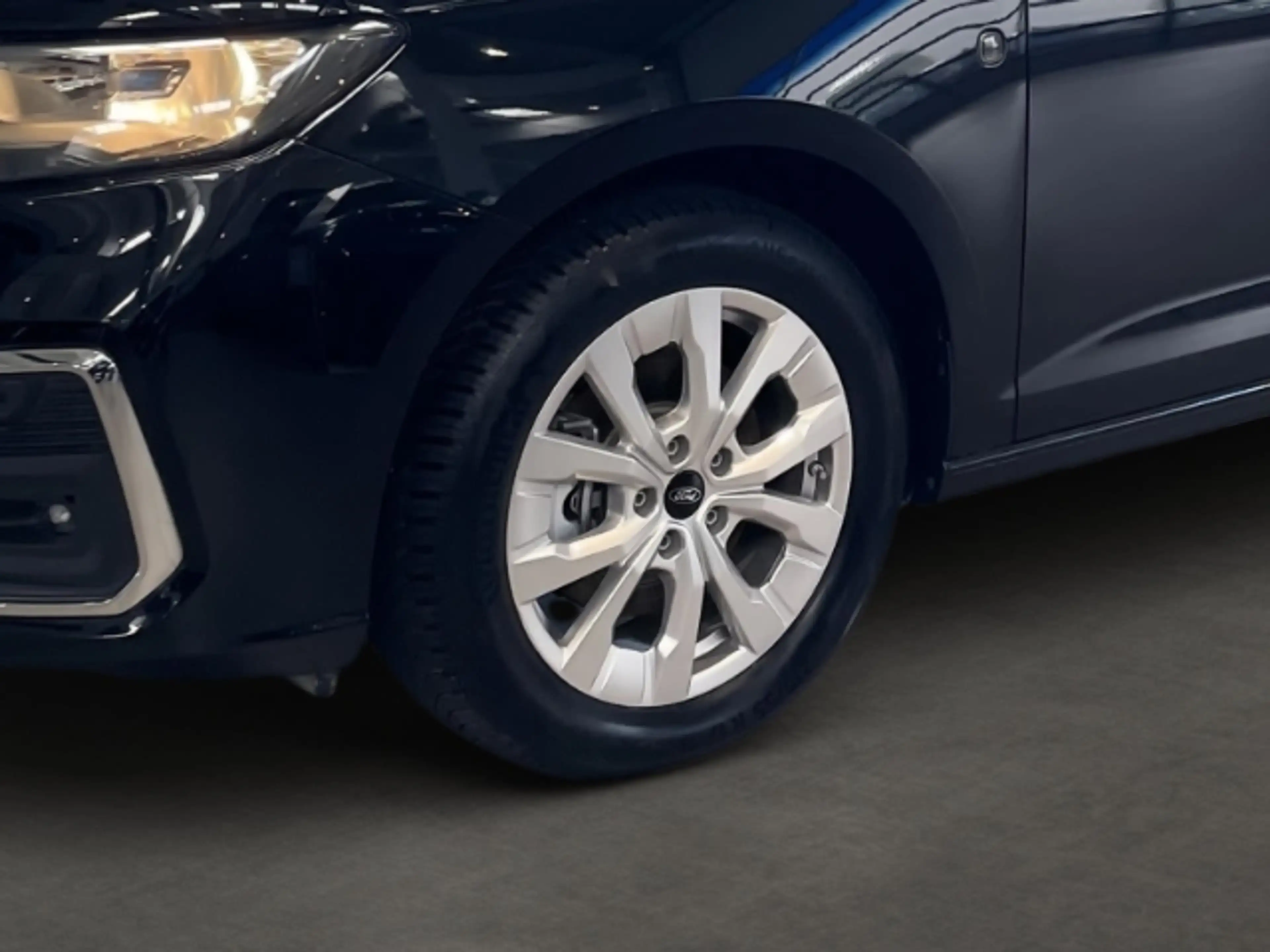 Ford Tourneo Connect Titanium+Abstandswarner+Totwinkelassistent — photo 6