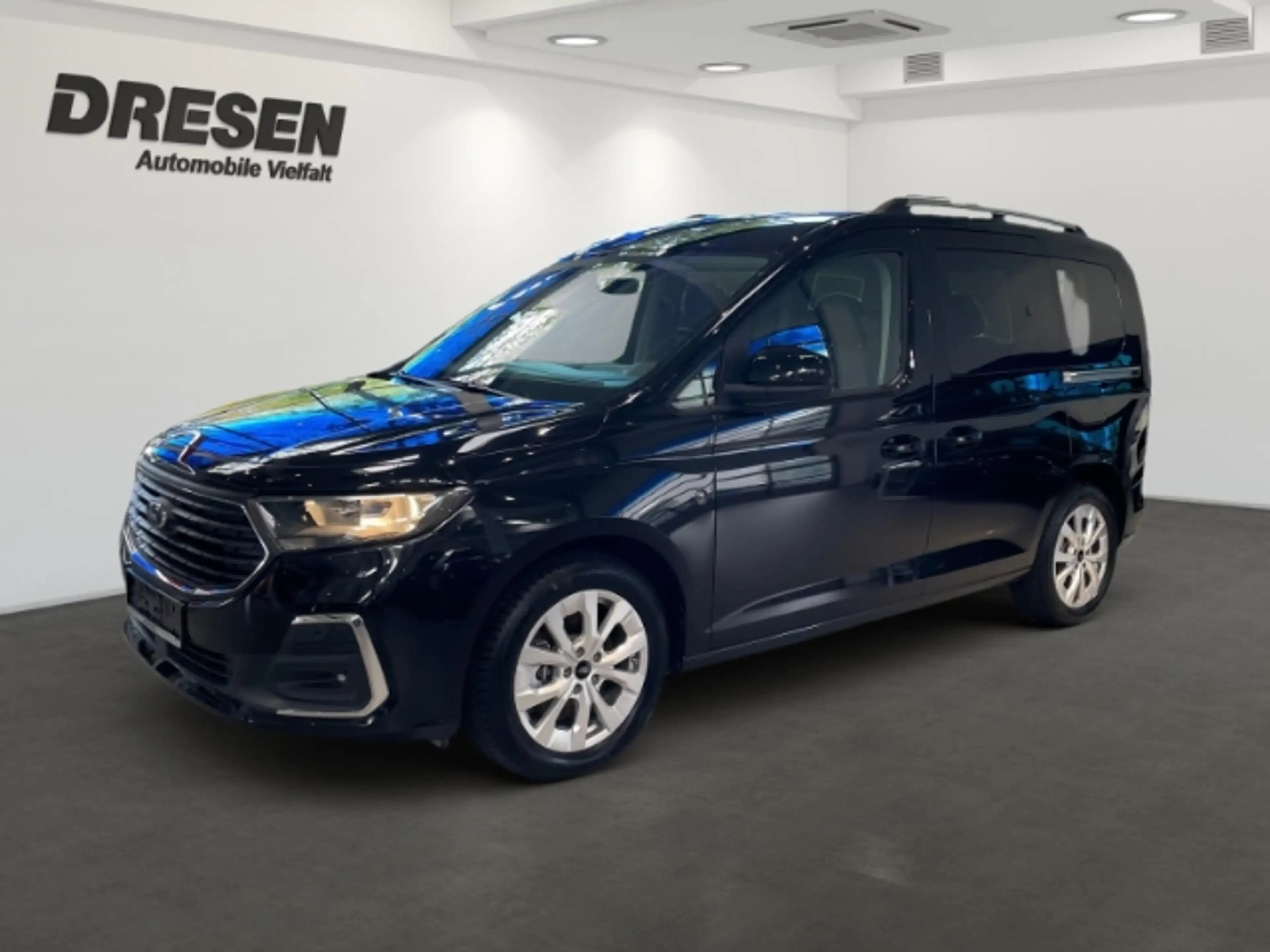 Ford Tourneo Connect Titanium+Abstandswarner+Totwinkelassistent