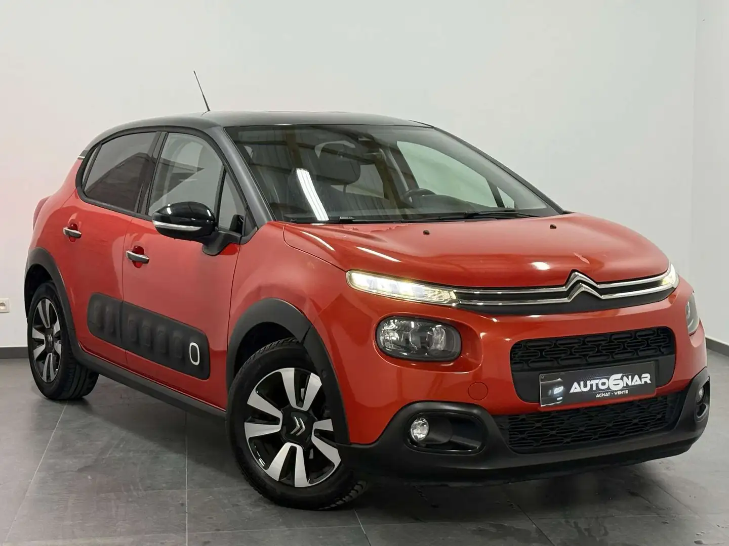 Citroen C3 1.6 BlueHDi Euro6 - Carplay - Camera - Navi Оранжевый - 1