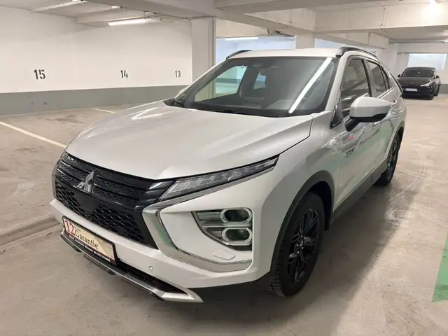 Mitsubishi Eclipse Cross Plus Plug-In Hybrid 4WD