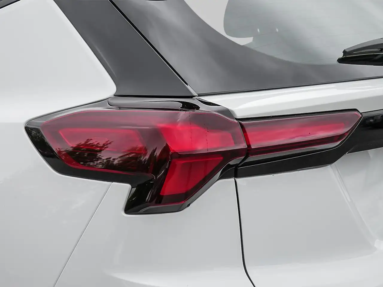 Chevrolet Bolt photo Chevrolet Bolt
