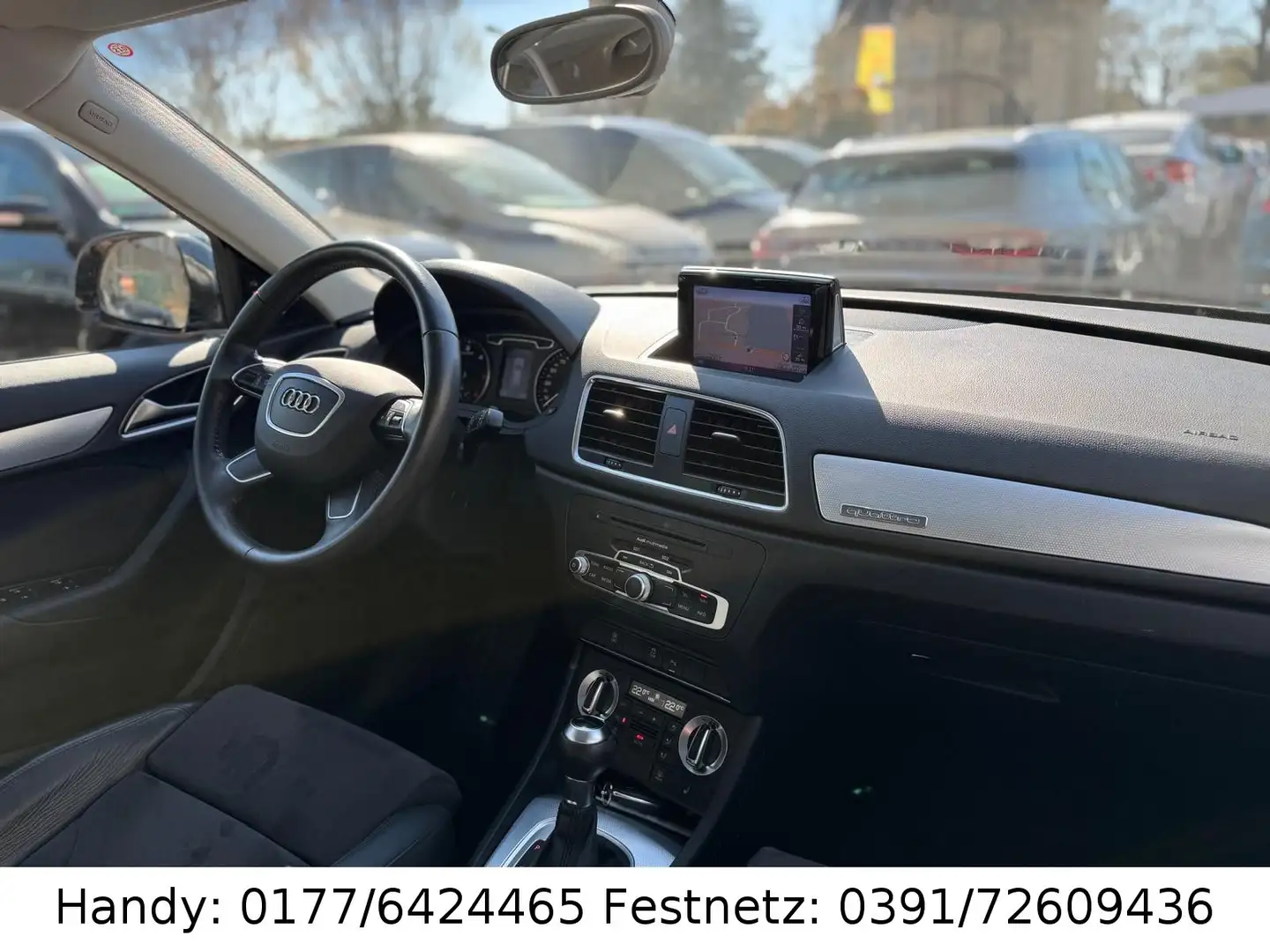 Audi Q3 2.0 TDI S tronic quattro 1.HAND/LEDER/NAVI/SH Schwarz - 2