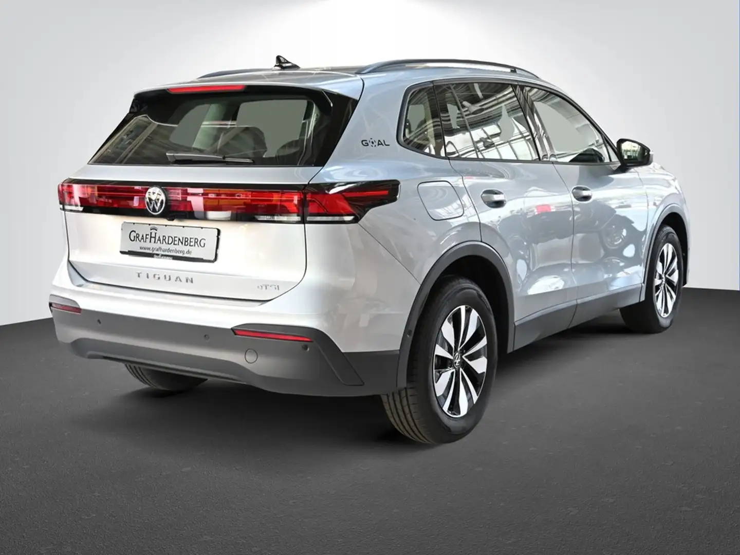Volkswagen Tiguan 1.5 eTSI Automatik Goal Silber - 2