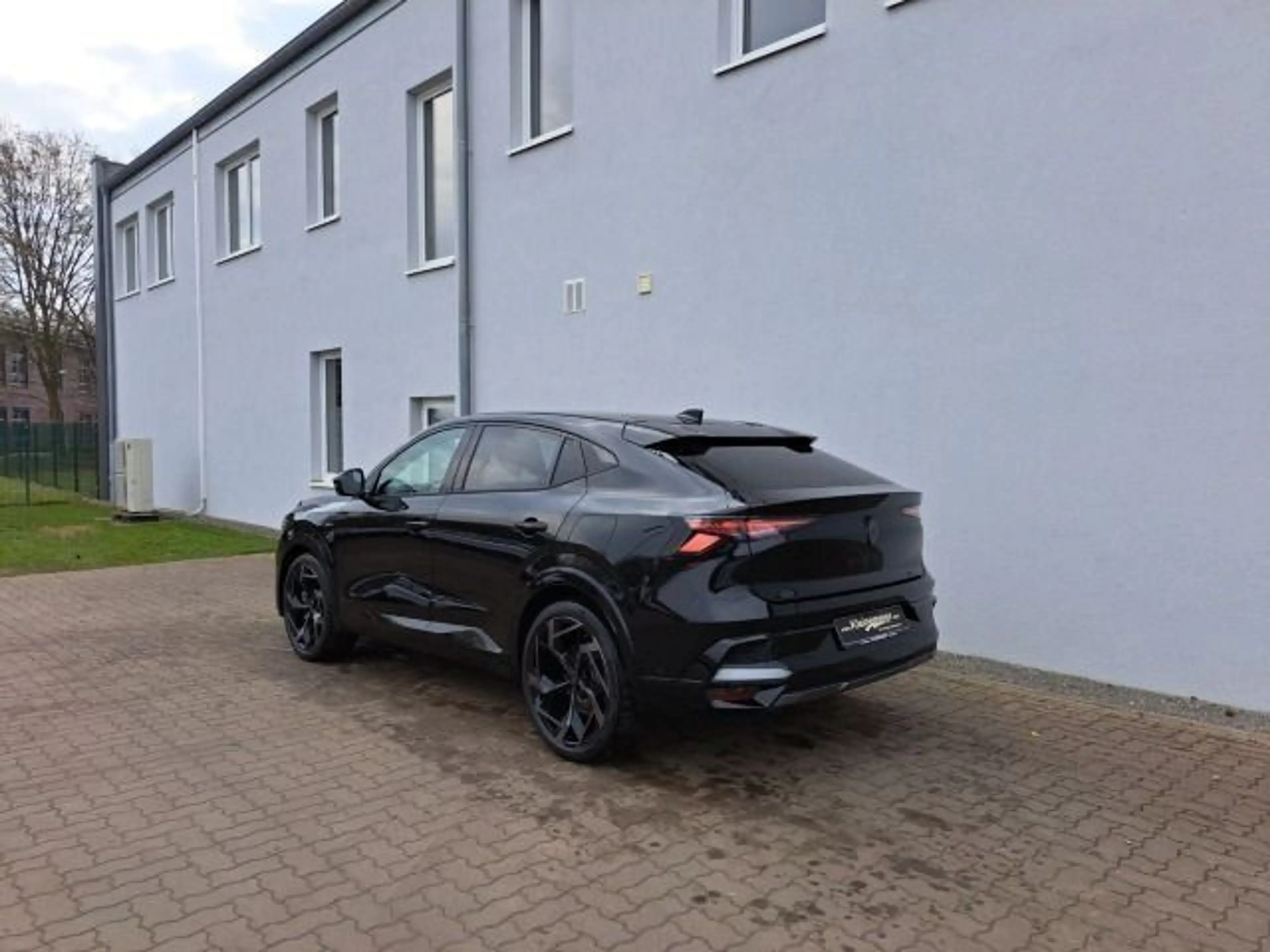 Renault Rafale Atelier Alpin E-TECH Plug-in Hybrid 300 4 — photo 3
