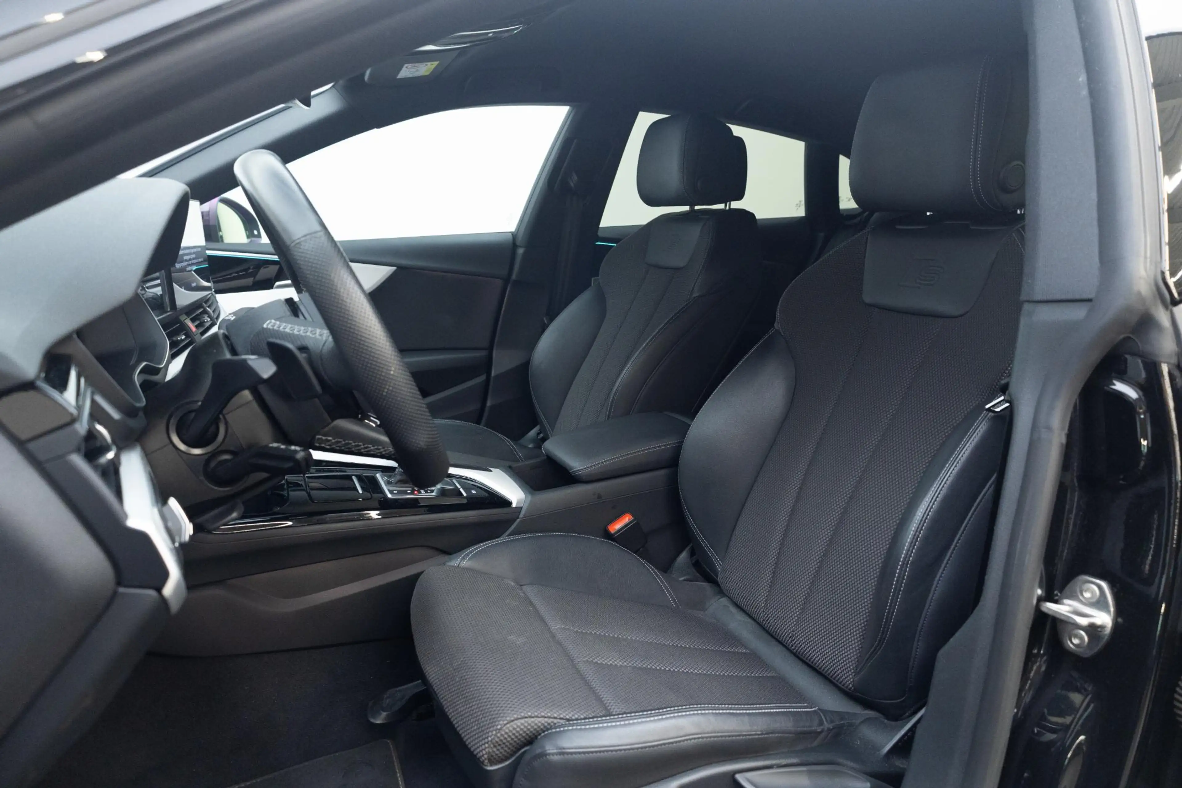 Audi A5 Sportback 35 TFSI S edition — photo 6