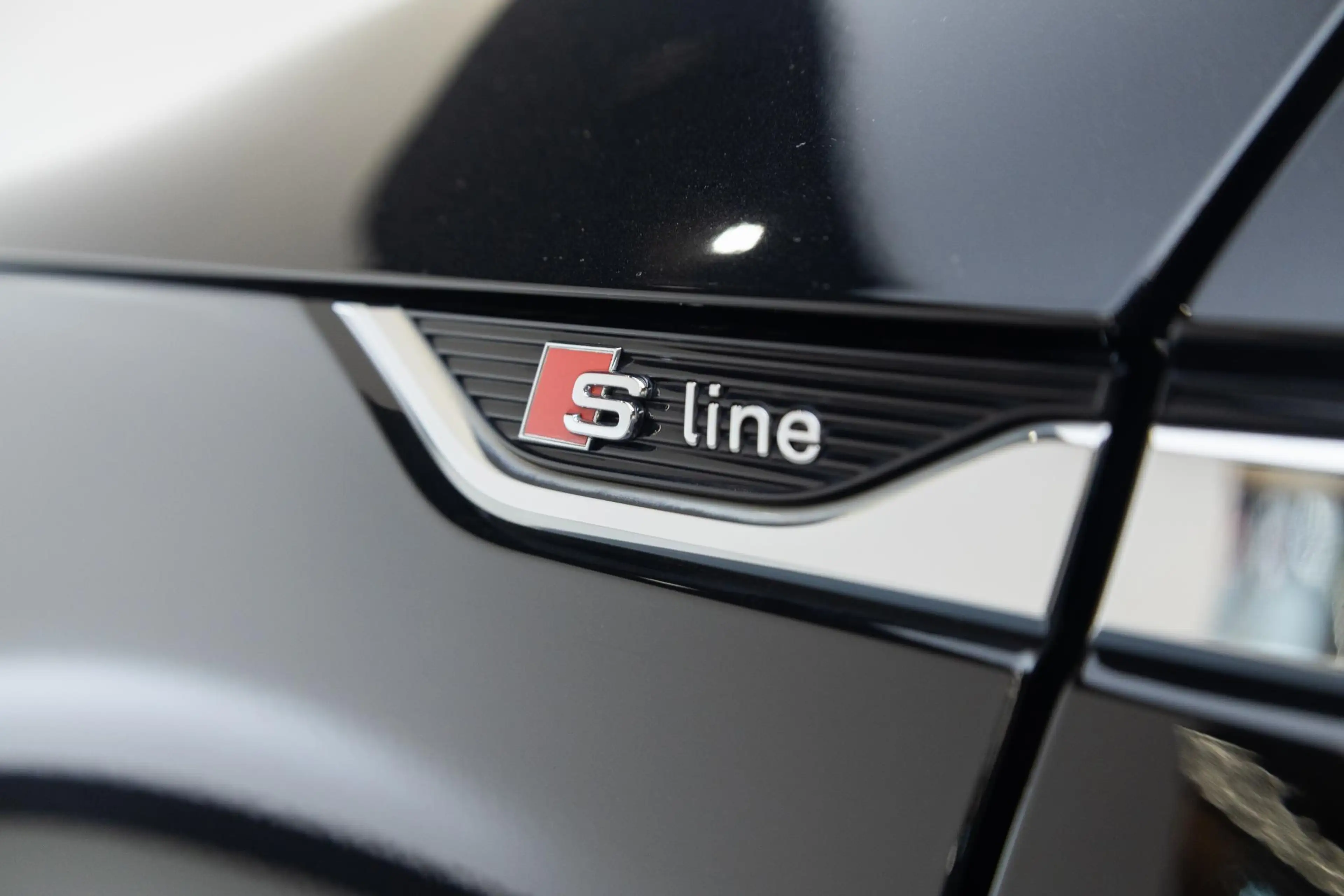 Audi A5 Sportback 35 TFSI S edition — photo 4