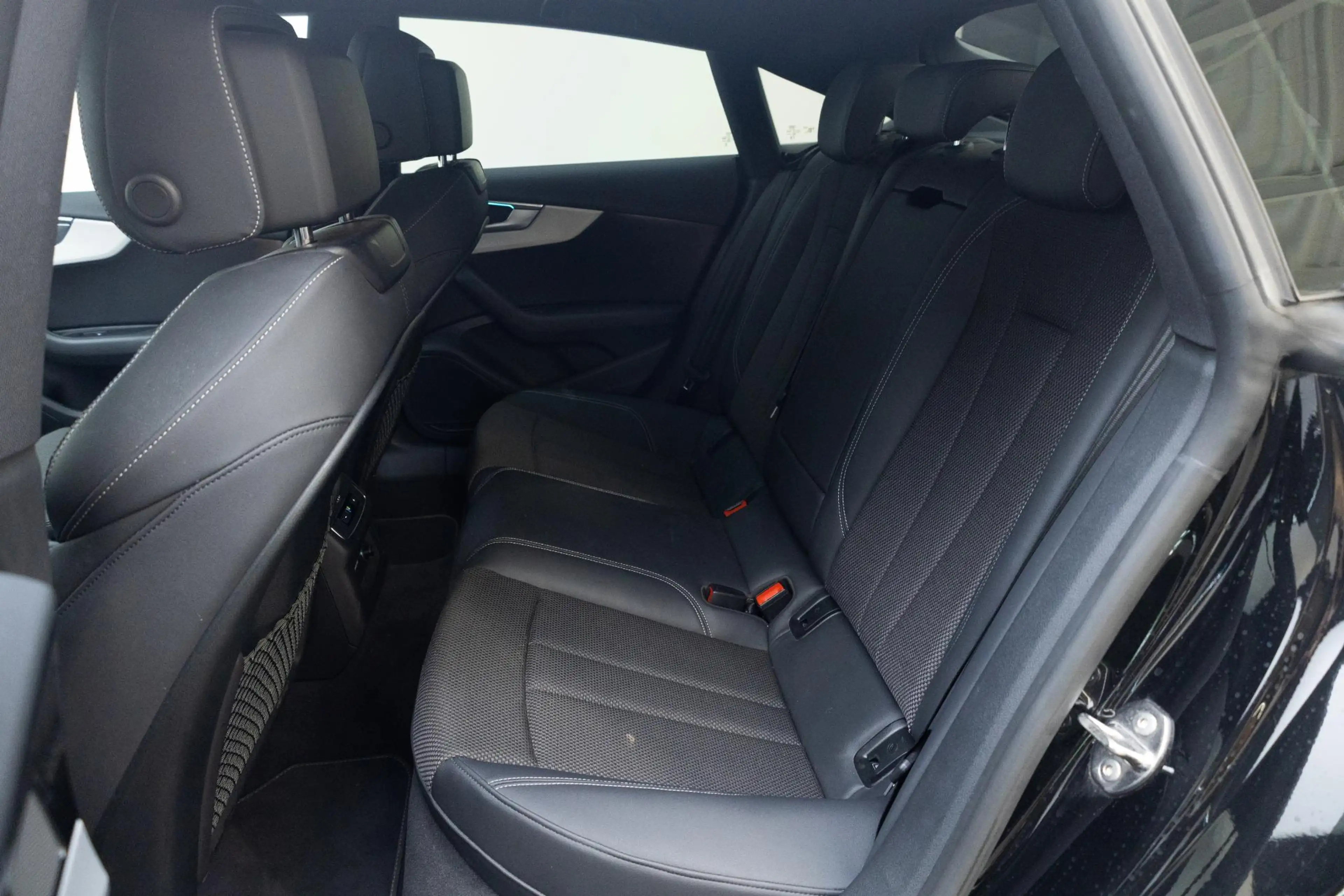 Audi A5 Sportback 35 TFSI S edition — photo 7