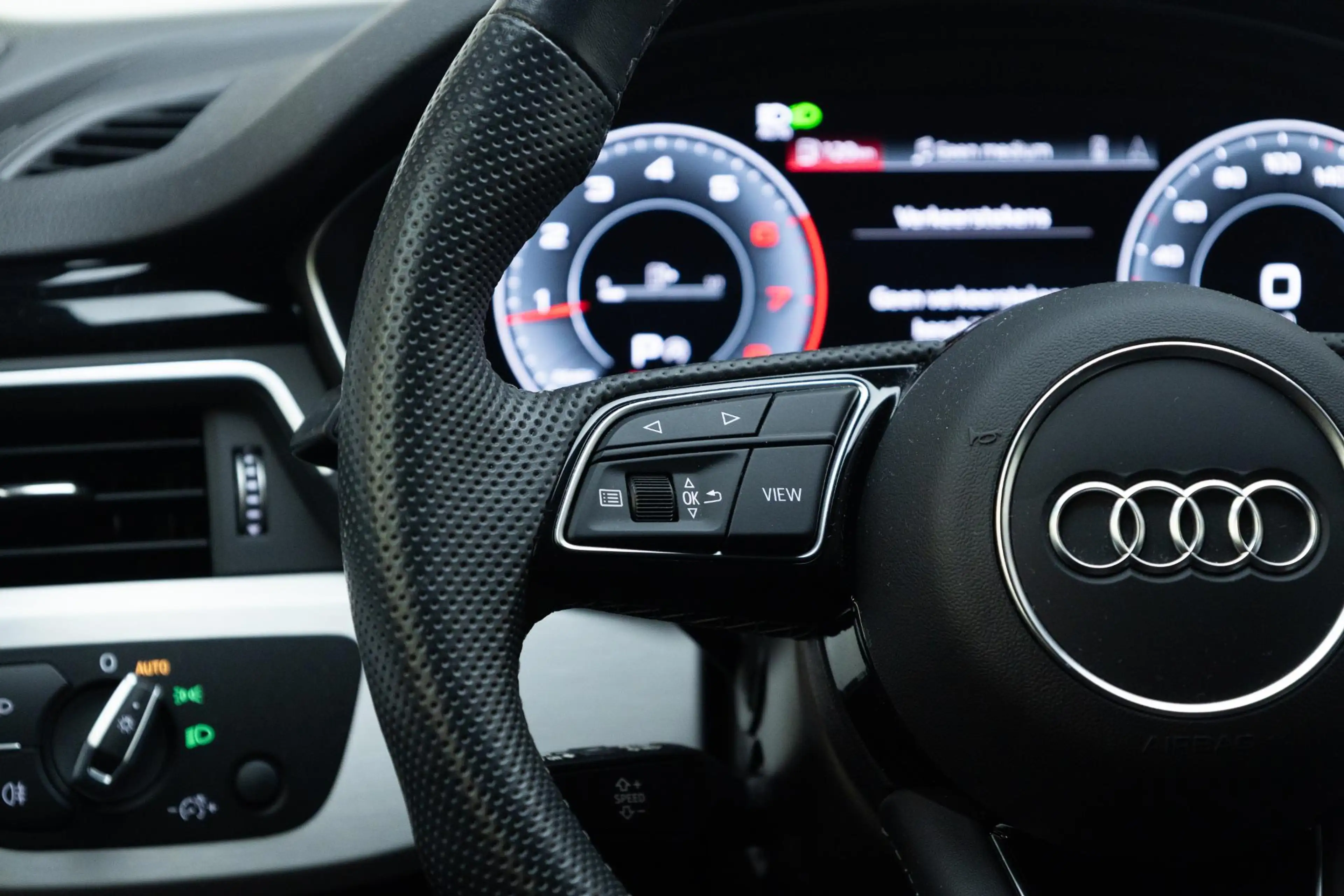 Audi A5 Sportback 35 TFSI S edition — photo 19