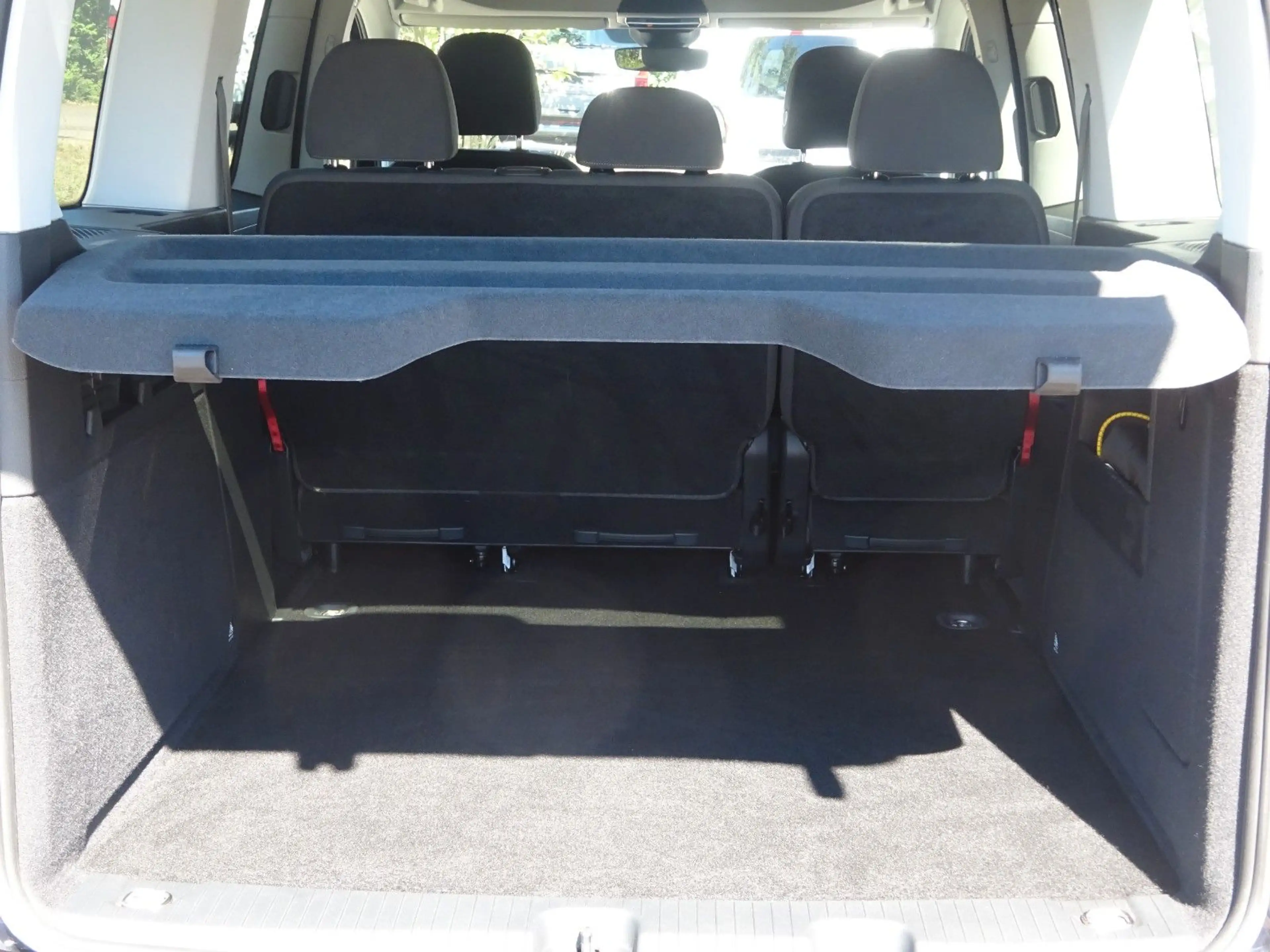 Ford Grand Tourneo Connect 122PS Titanium Navi — photo 7