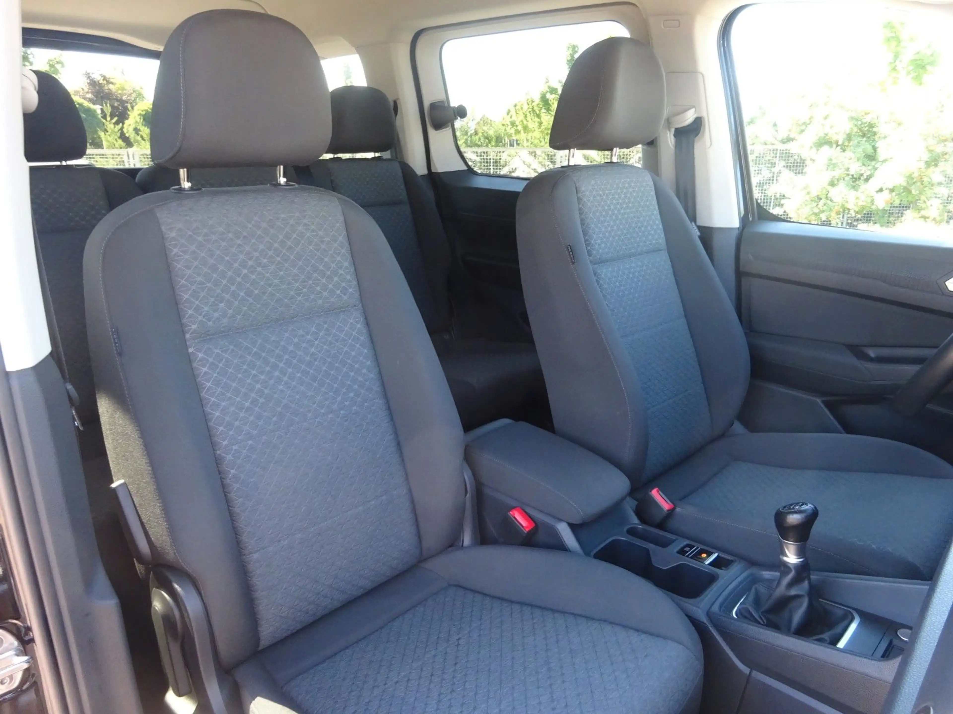 Ford Grand Tourneo Connect 122PS Titanium Navi — photo 13
