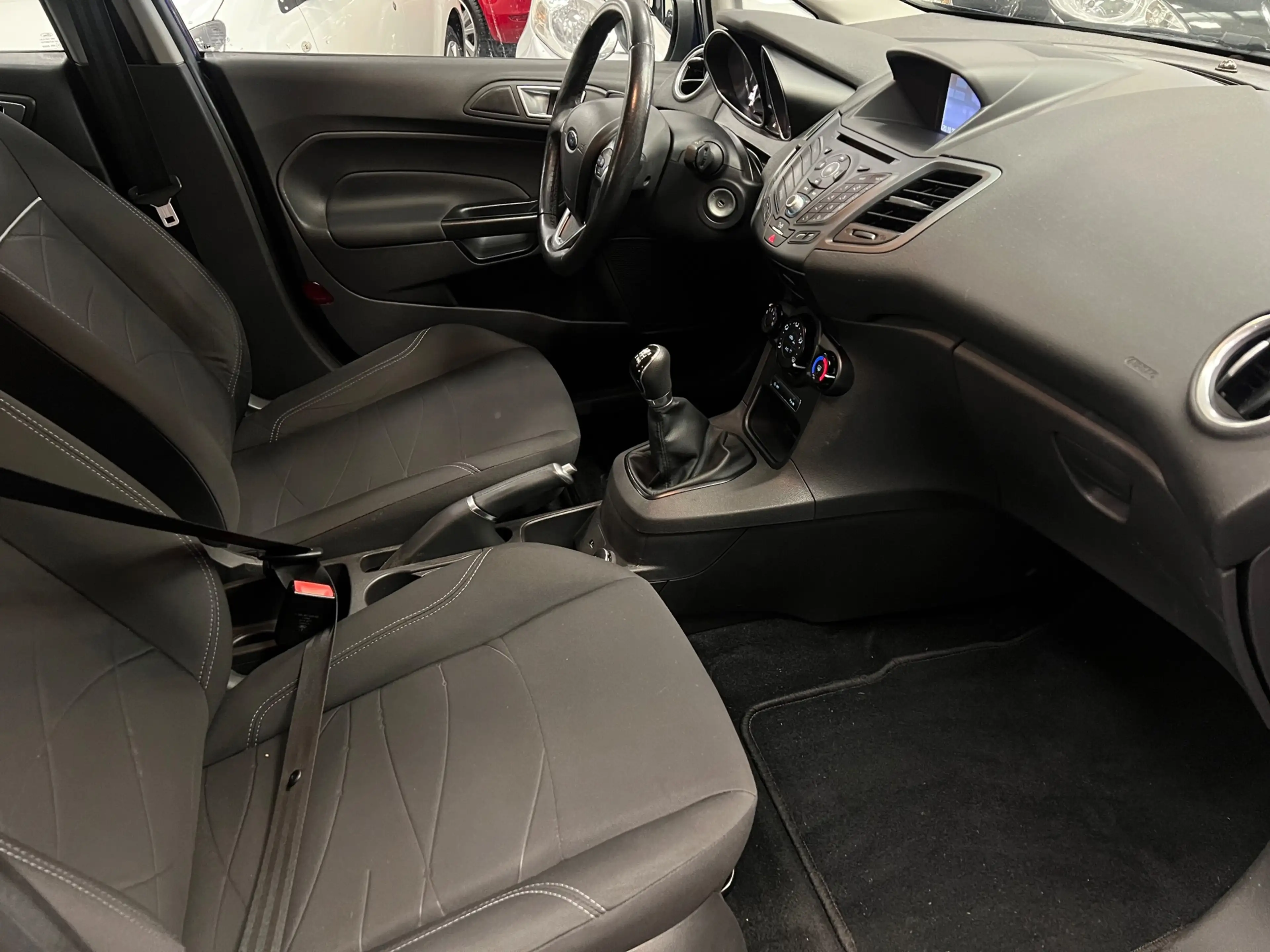 Ford Fiesta 1.0 Style Ultimate 1e Eigenaar – NAP – Airco – Par — photo 26