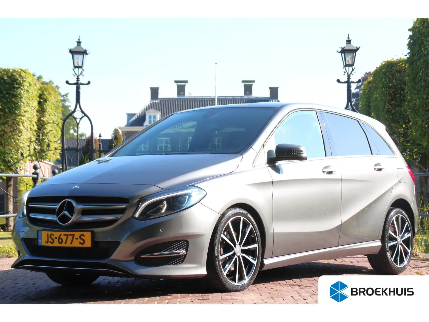 Mercedes-Benz B 180 AMBITION | NL-AUTO! | 1 EIGENAAR | PARK SENS V+A | Gris - 1