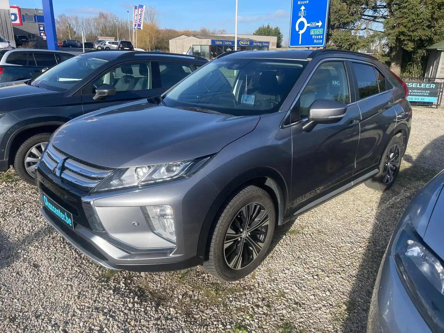 Mitsubishi Eclipse Cross 1.5T/GPS/ CAMERA/APP-CONNECT/GARANTIE/EURO 6/NEW!! Grijs - 2