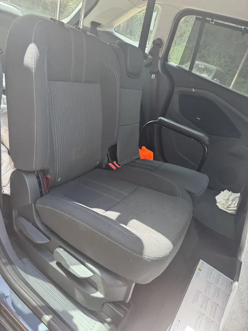 Ford Grand C-Max 2.0 TDCi Titan. 7p. Grijs - 2