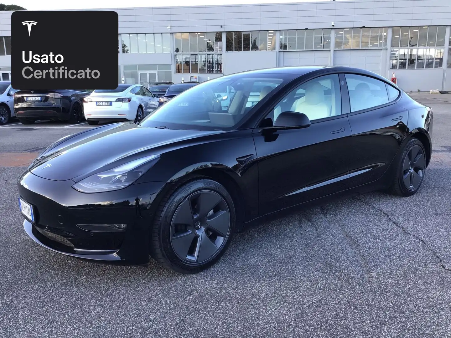 Tesla Model 3 Long Range AWD Schwarz - 1