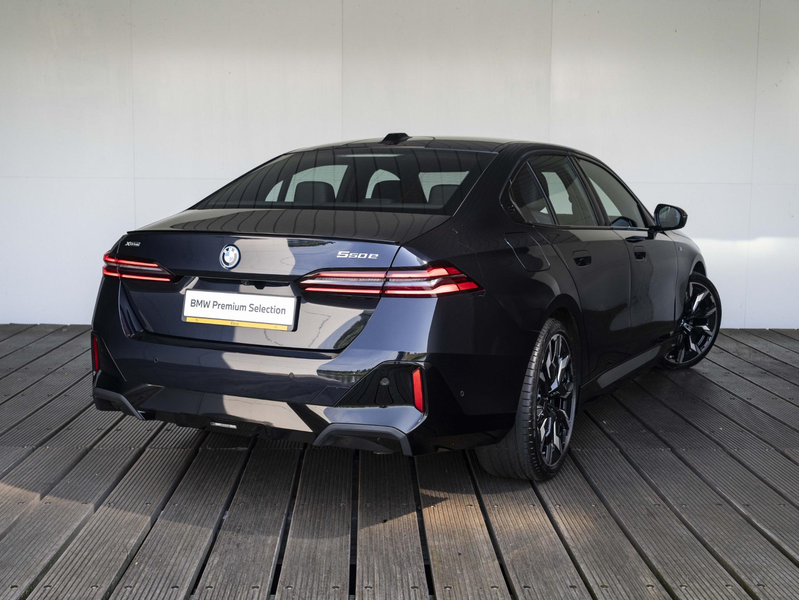BMW 550 5 Serie Sedan 550e xDrive | M Sportpakket Pro | In — photo 2