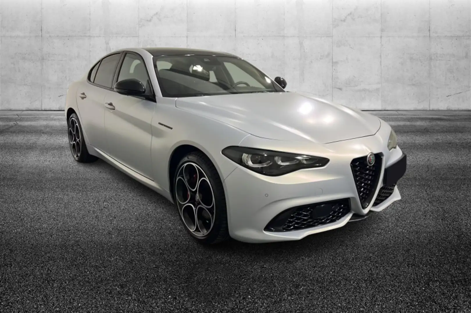 Alfa Romeo Giulia 2.0 Turbo 280 CV AT8 AWD Q4 Competizione Grigio - 2
