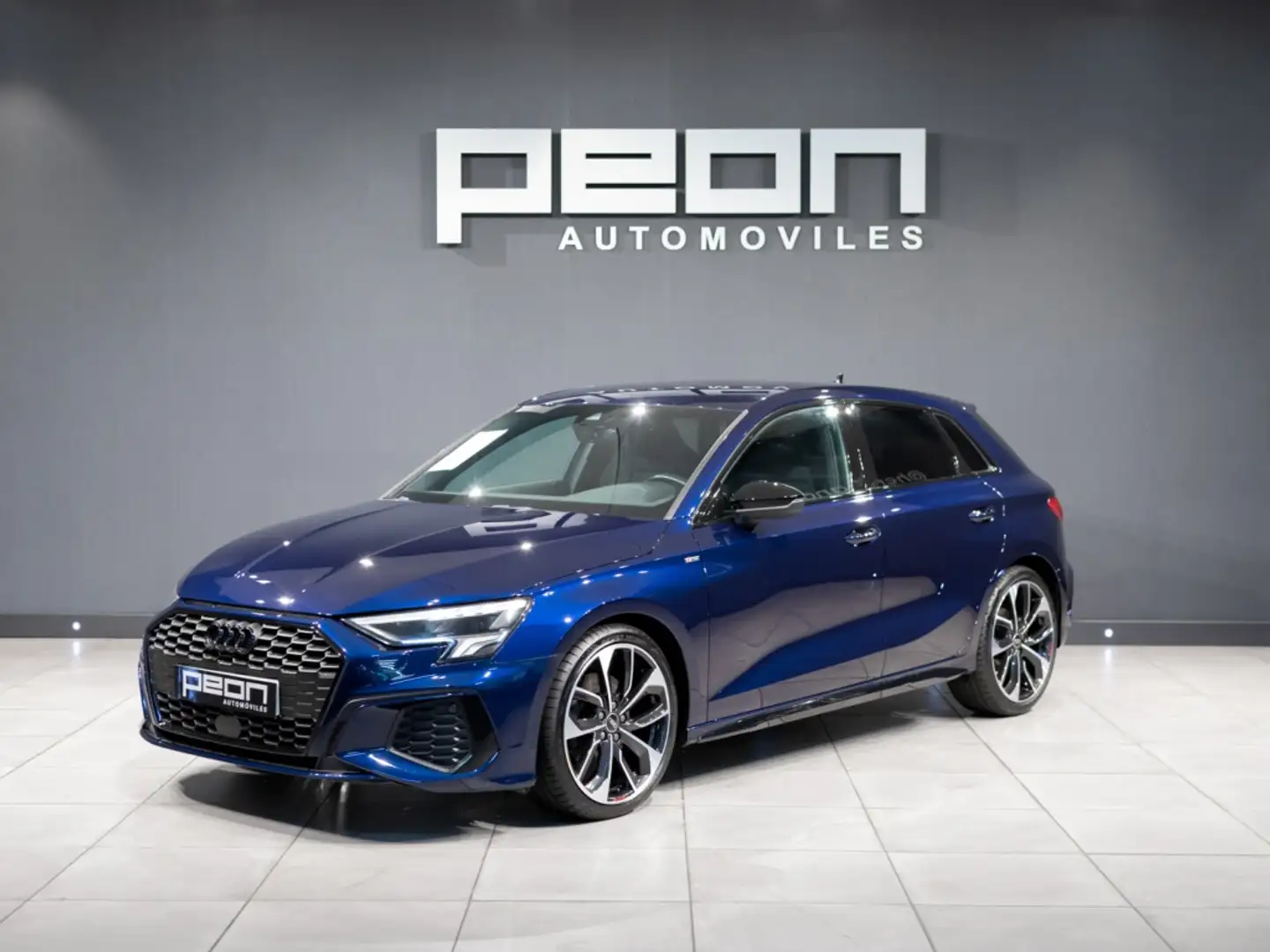 Audi A3 Sportback 35TDI Black line S tronic Azul - 1