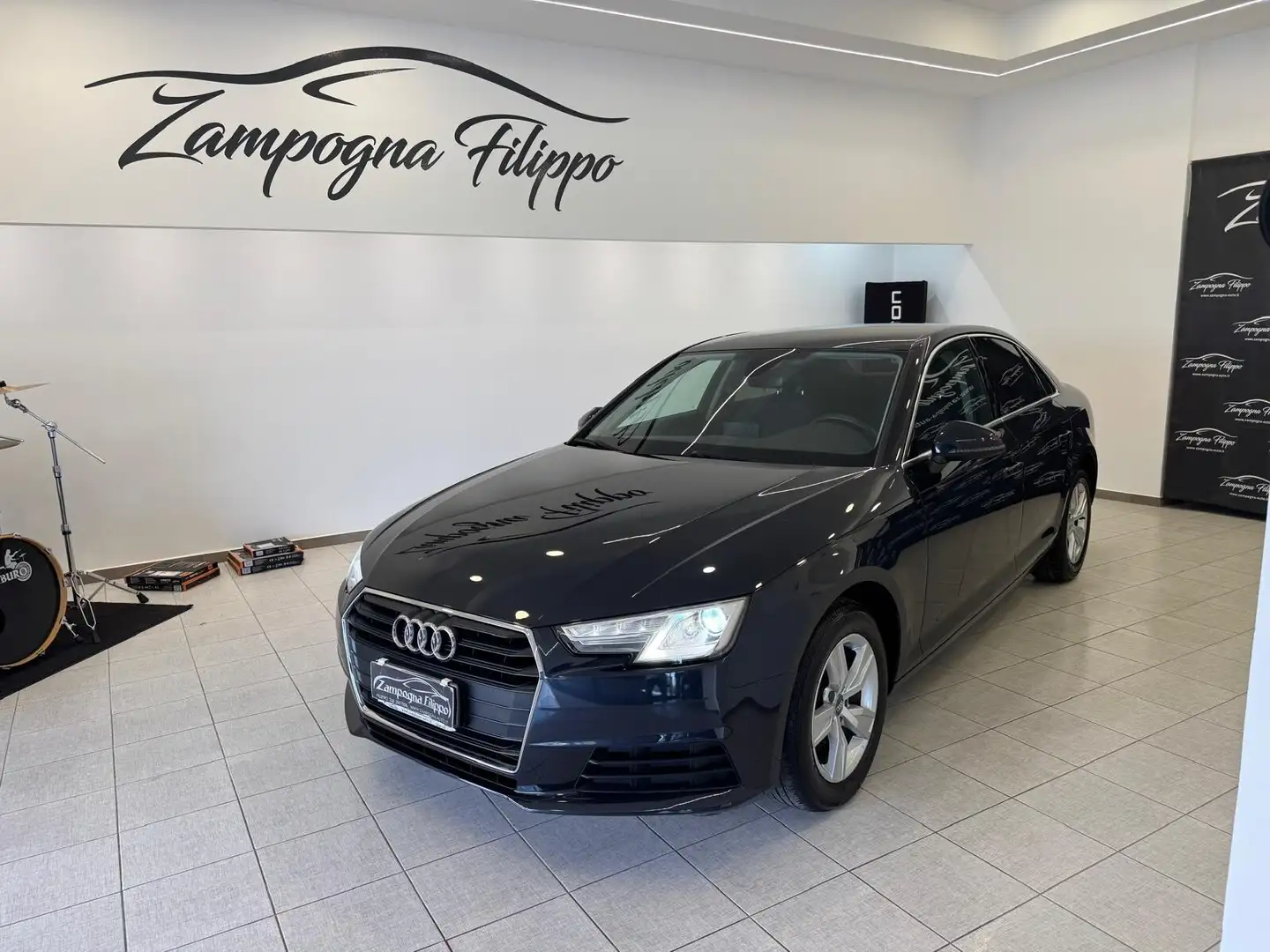 Audi A4 A4 2.0 TDI 150 CV ultra Blu/Azzurro - 1