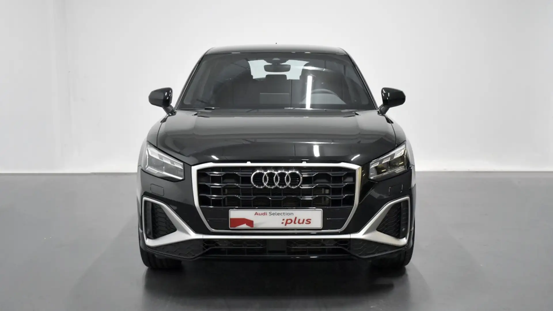 Audi Q2 35 TFSI Adrenalin S tronic 110kW Negro - 2