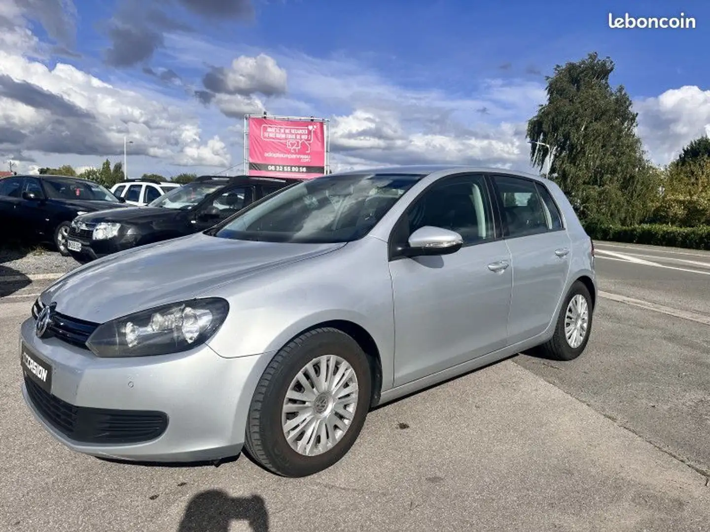 Volkswagen Golf VI 1.6 TDI 105CH FAP CONFORTLINE 5P Grau - 1