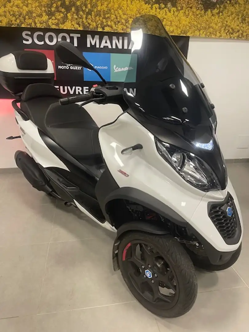 Piaggio MP3 350 - 1