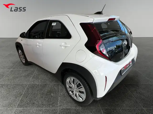 Toyota Aygo view 3
