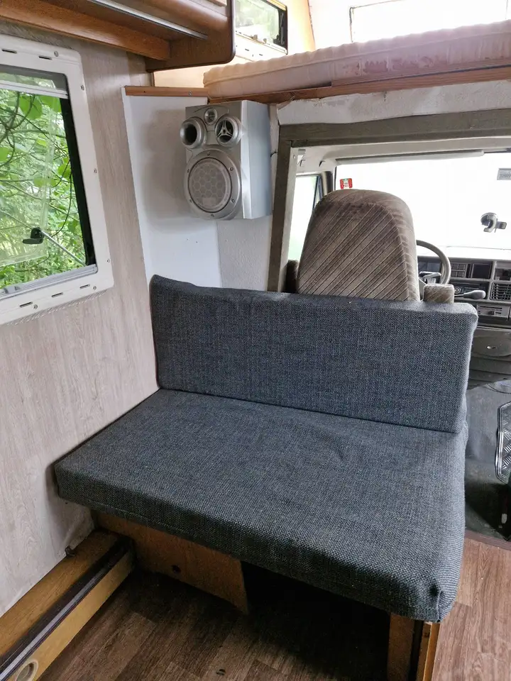 Peugeot Concorde Oldtimer Wohnmobil mit Fotovoltaik, foto 5