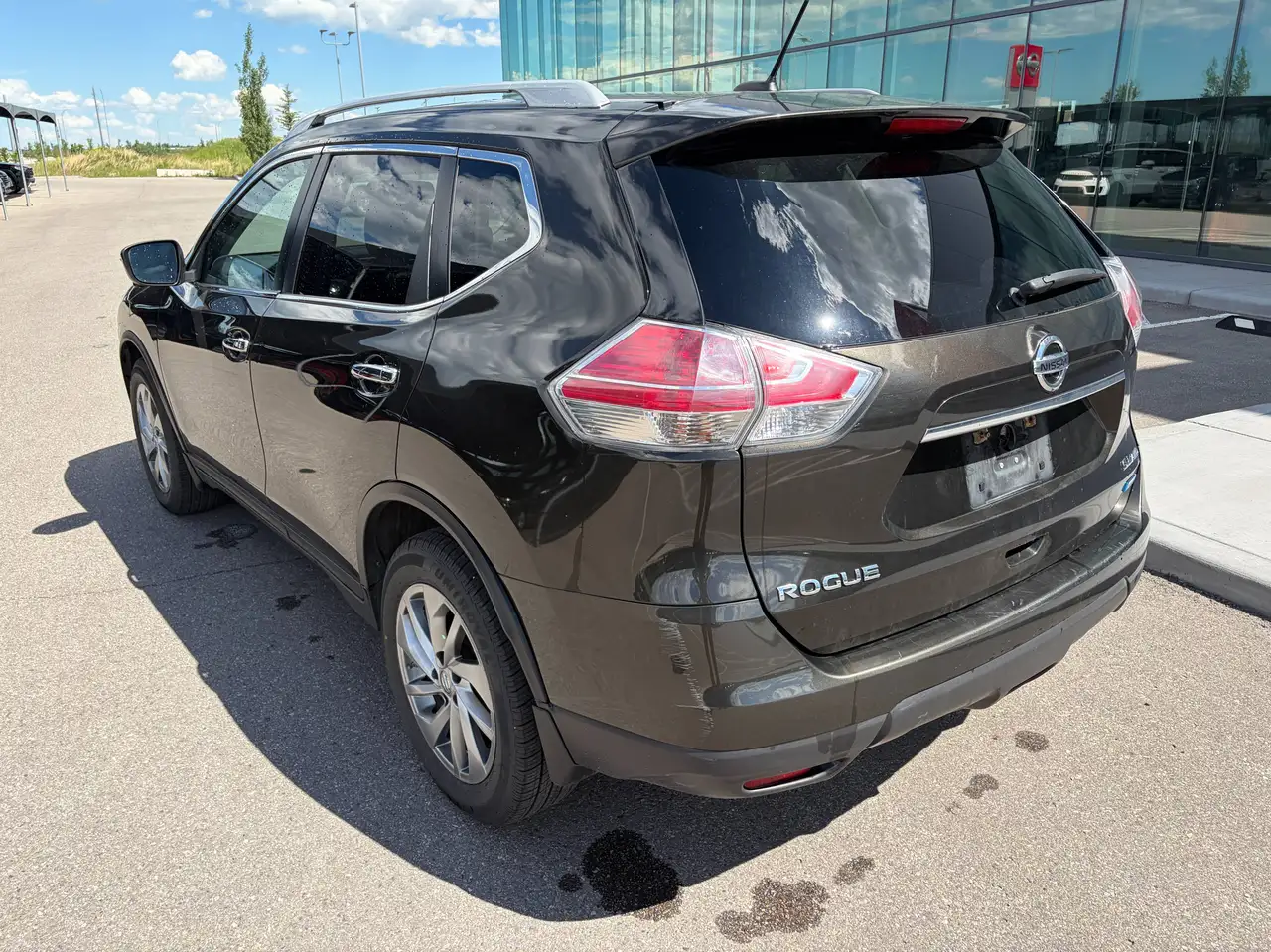 Nissan Rogue снимка Nissan Rogue