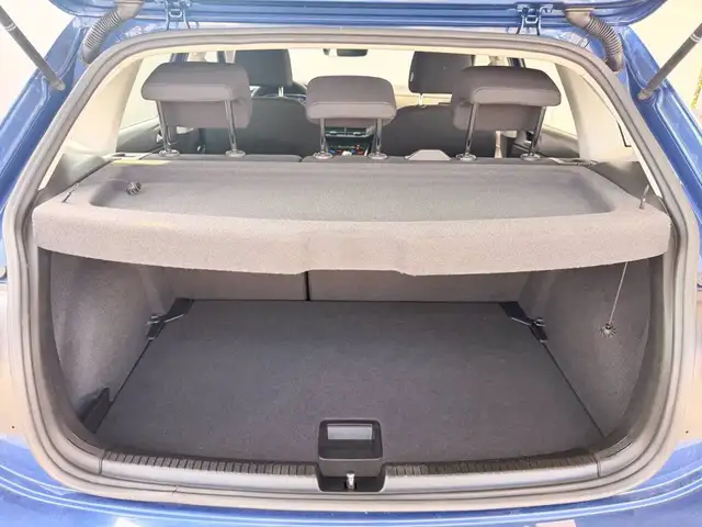 Volkswagen Polo view 12