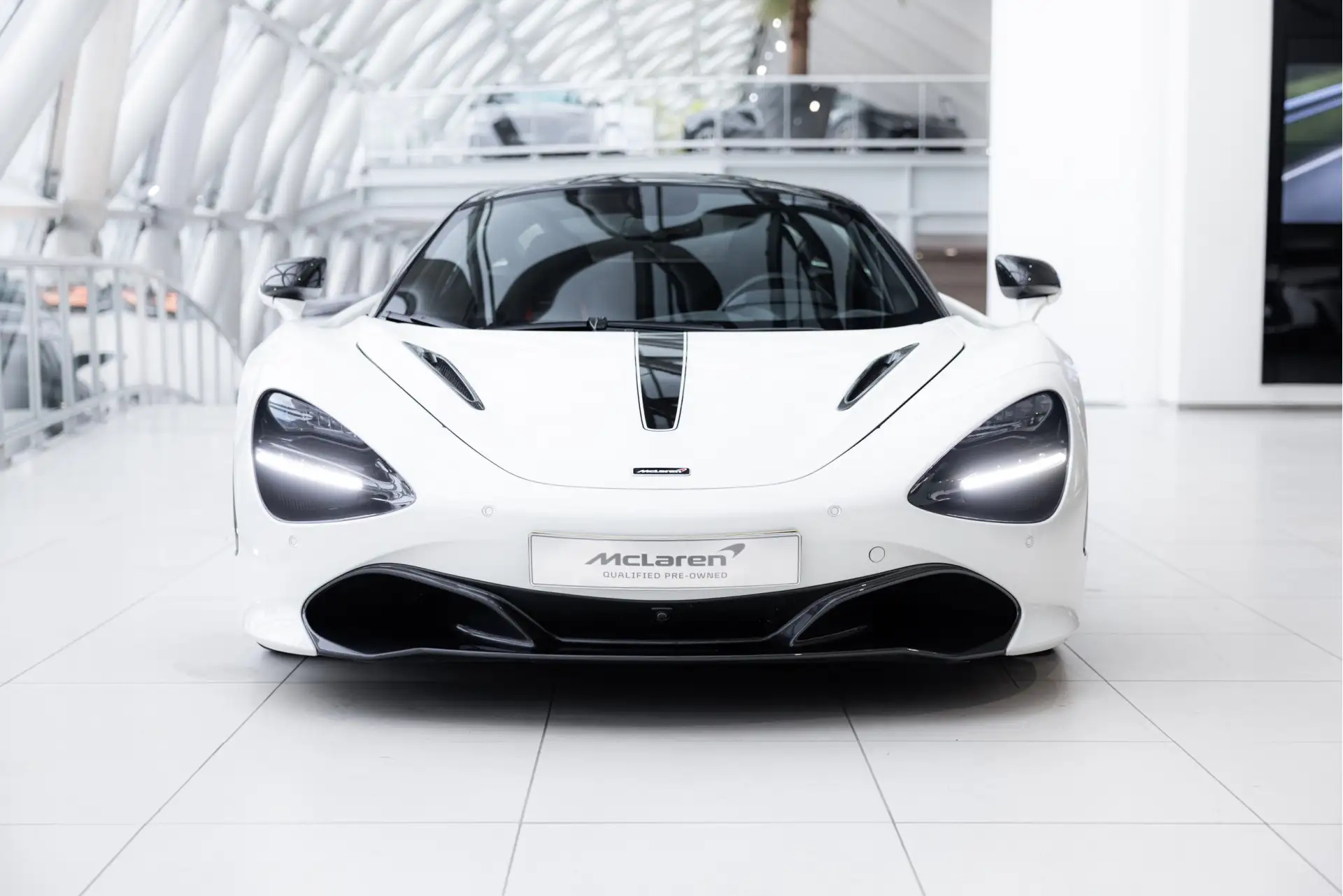 맥라렌 720S 720 Sport Coupe 2018 흰색 사진 4