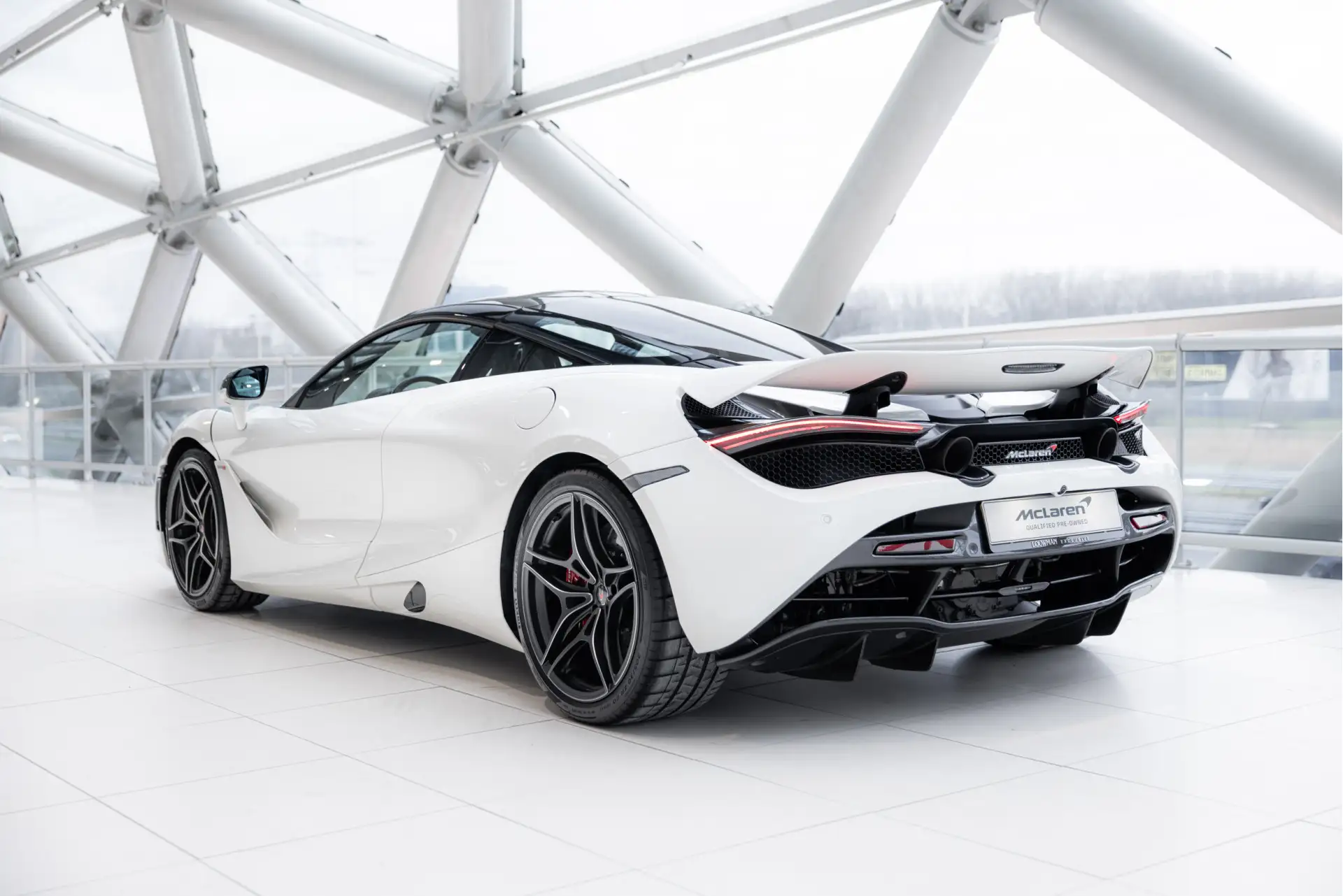 맥라렌 720S 720 Sport Coupe 2018 흰색 사진 7