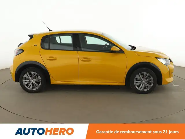 Peugeot 208 view 7
