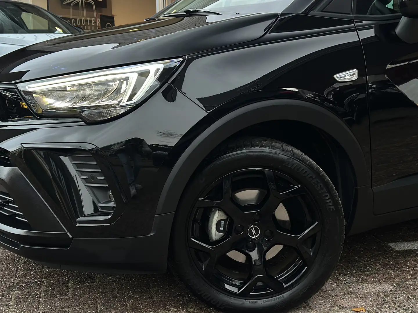 Opel Crossland 1.2 Turbo Elegance Automaat 130PK Navi/Camera/Pdc/ Zwart - 2