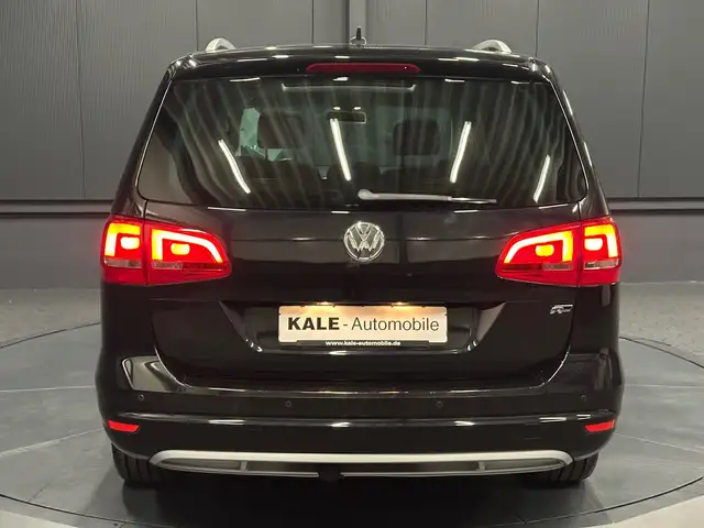 Volkswagen Sharan view 4