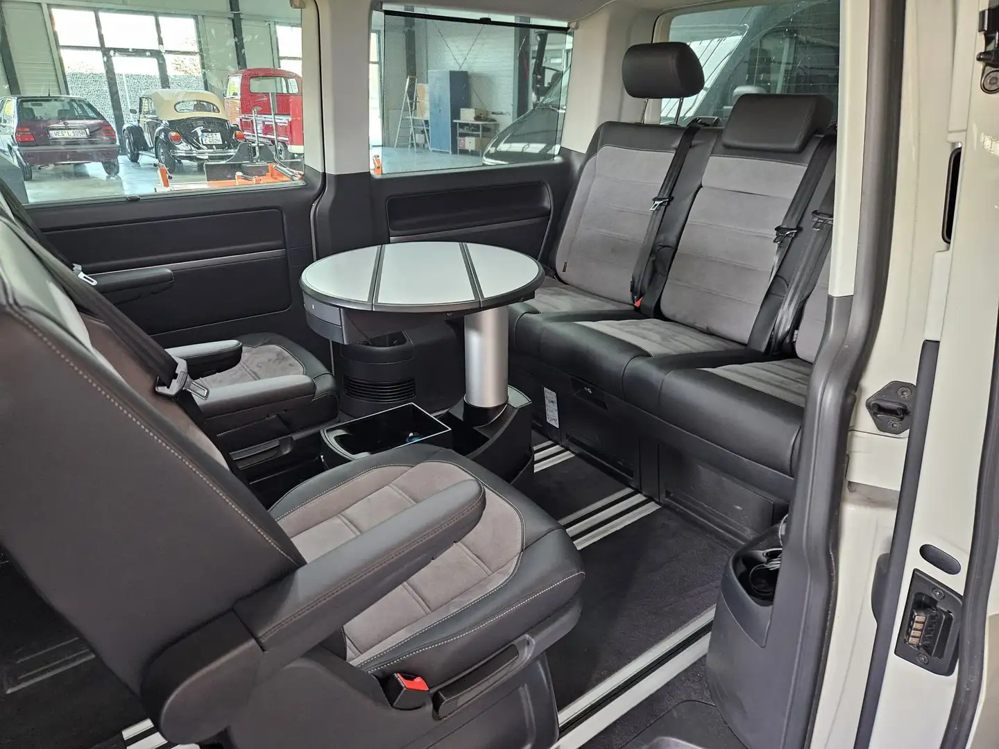 Volkswagen T6 Multivan Multivan DSG Kurz Highline Gris - 2