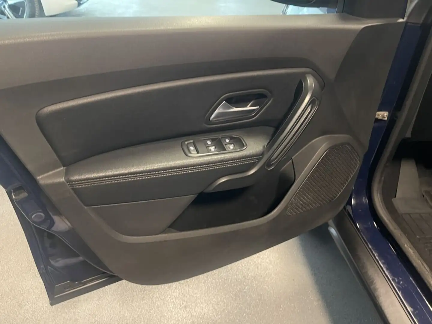 Dacia Duster Prestige 4WD*Anhängevorrichtung*RFK Blau - 2