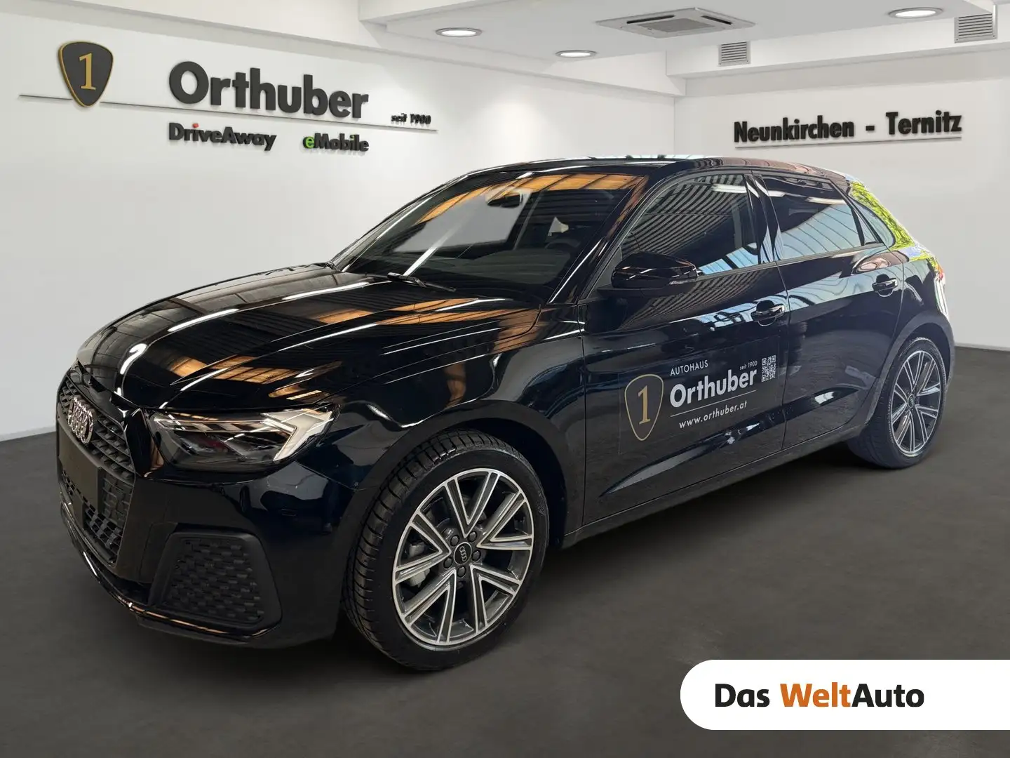 Audi A1 30 TFSI intense Schwarz - 1