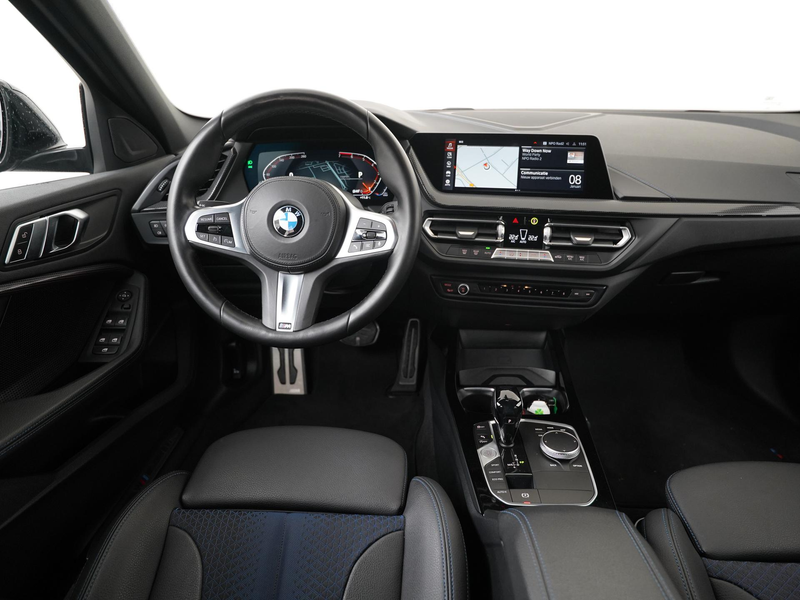 BMW 118 1 Serie 118i M Sport Shadow | Trekhaak | Apple Car — photo 5