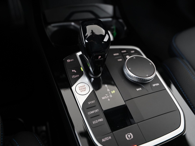 BMW 118 1 Serie 118i M Sport Shadow | Trekhaak | Apple Car — photo 10