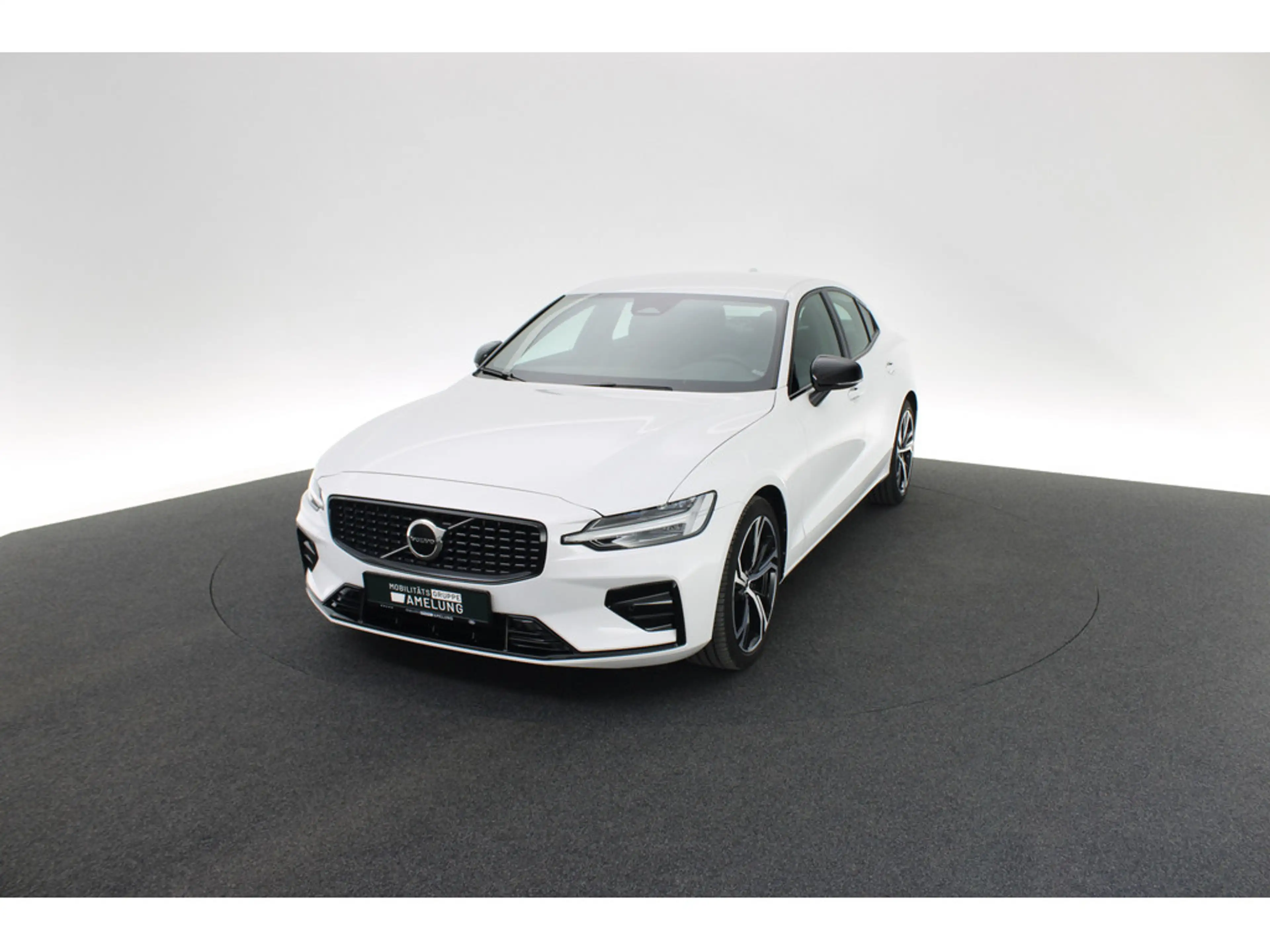 Volvo S60 B4 B Plus Dark MEMORY PDC SHZ LED KAMERA — photo 14