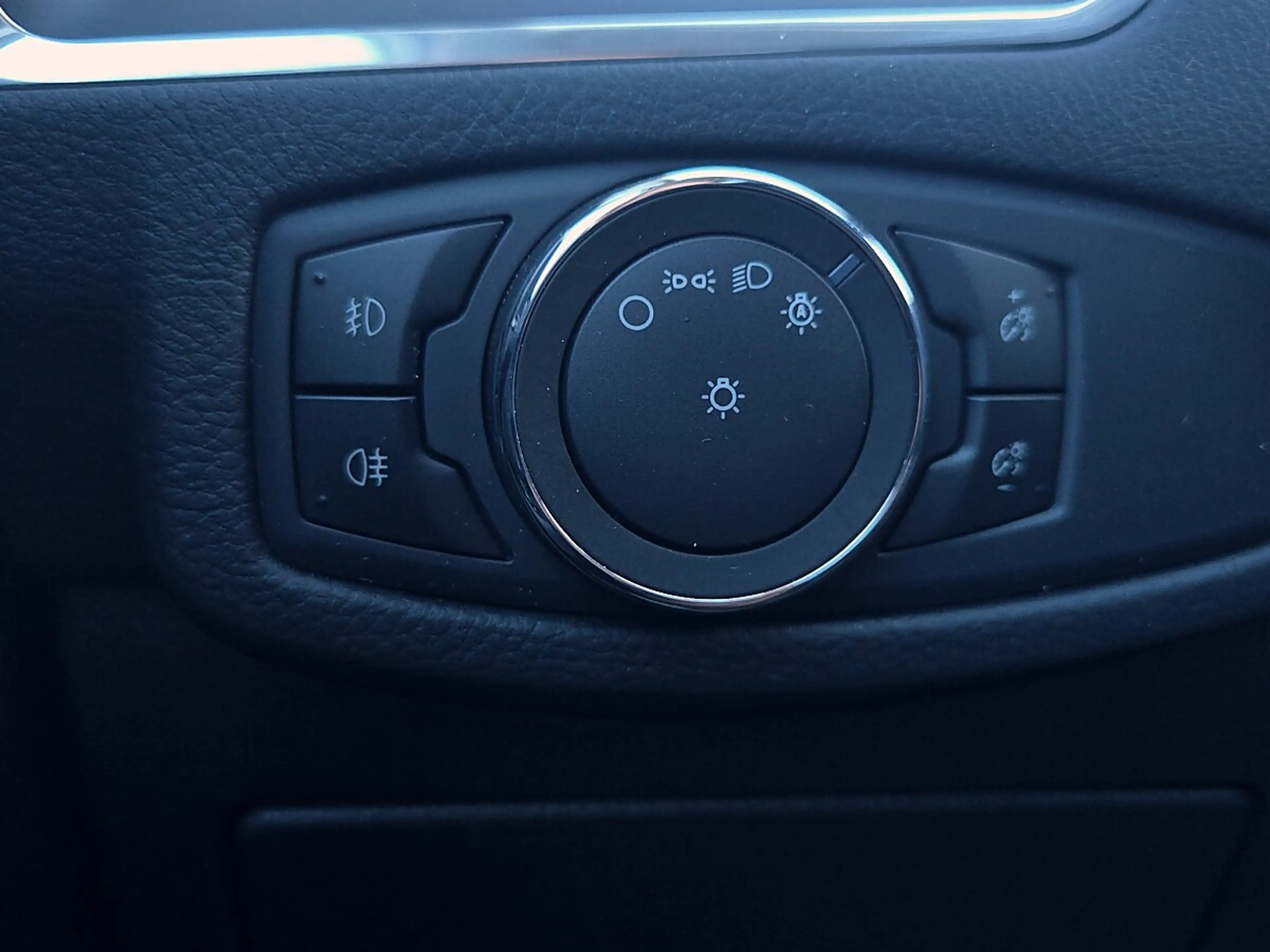 Ford Galaxy Titanium*7-Sitze!*LED*AHV*GARANTIE* — photo 17