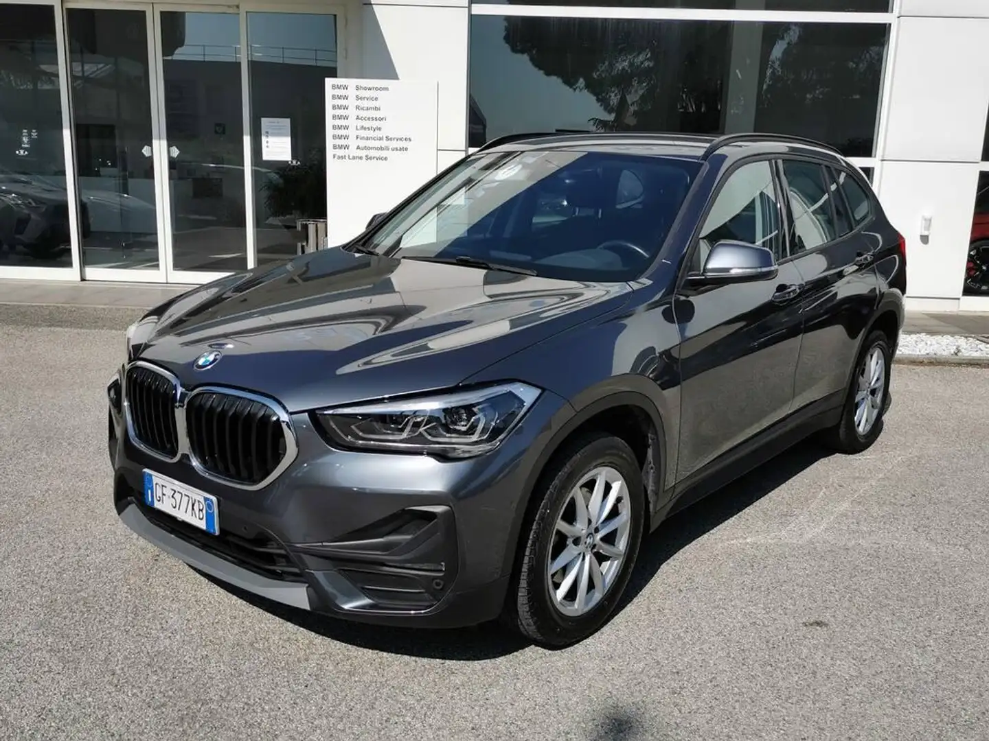 BMW X1 sdrive18d Business Advantage auto Gris - 1