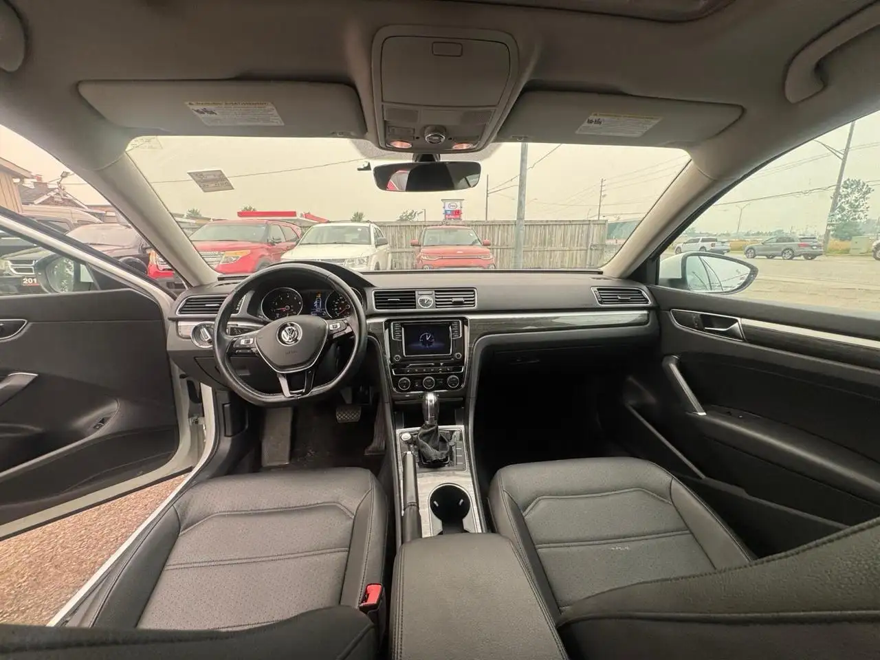 Volkswagen Passat снимка Volkswagen Passat