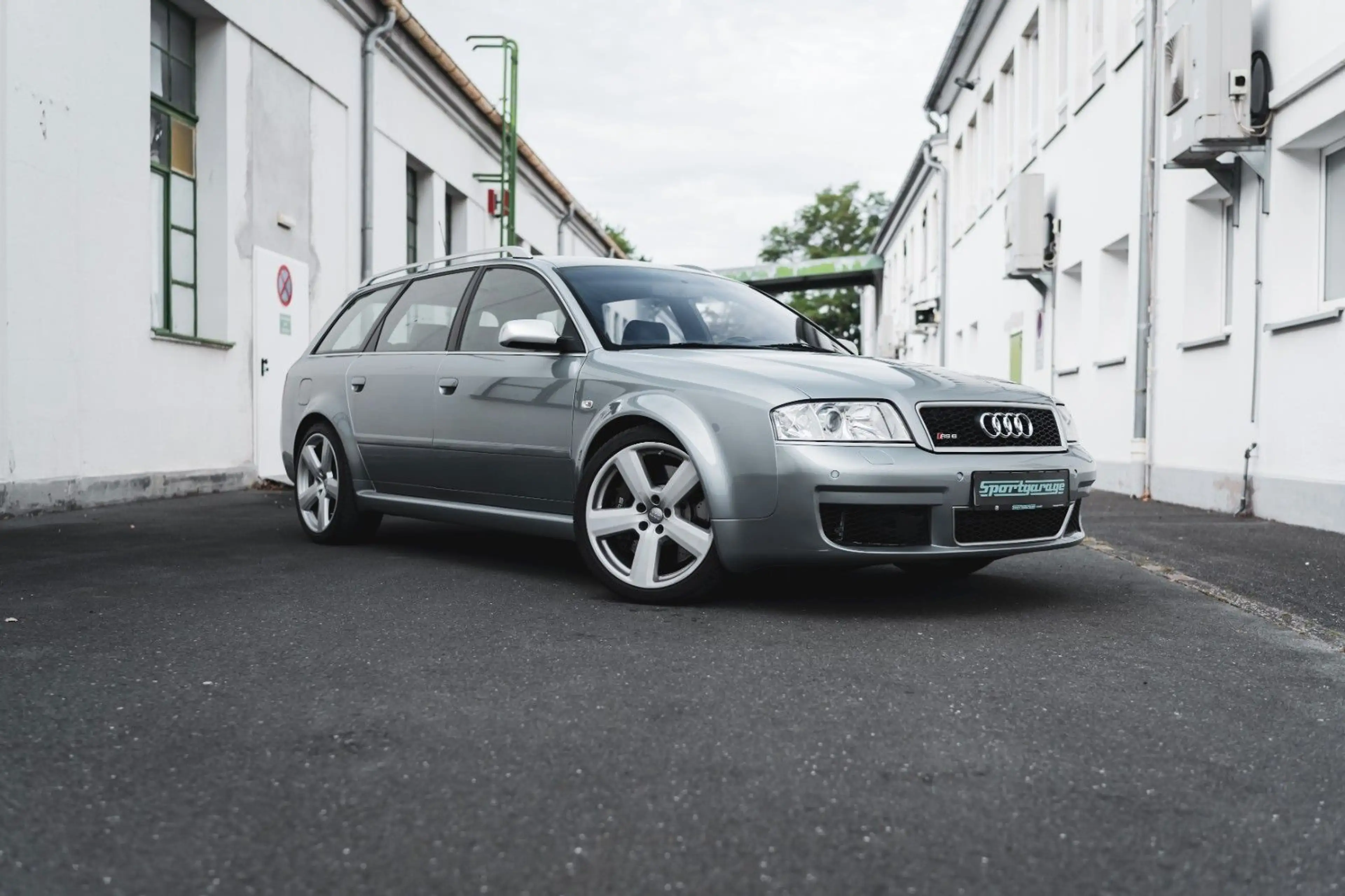 Audi RS6 4.2 Handschalter Quattro*über 60k investiert — photo 3